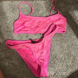 Triangl pink bikini